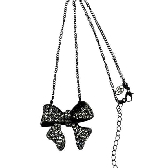 Cookie Lee Sparkly Rhinestone Bow Adjustable Gunmetal Chain Necklace - Picture 2 of 7